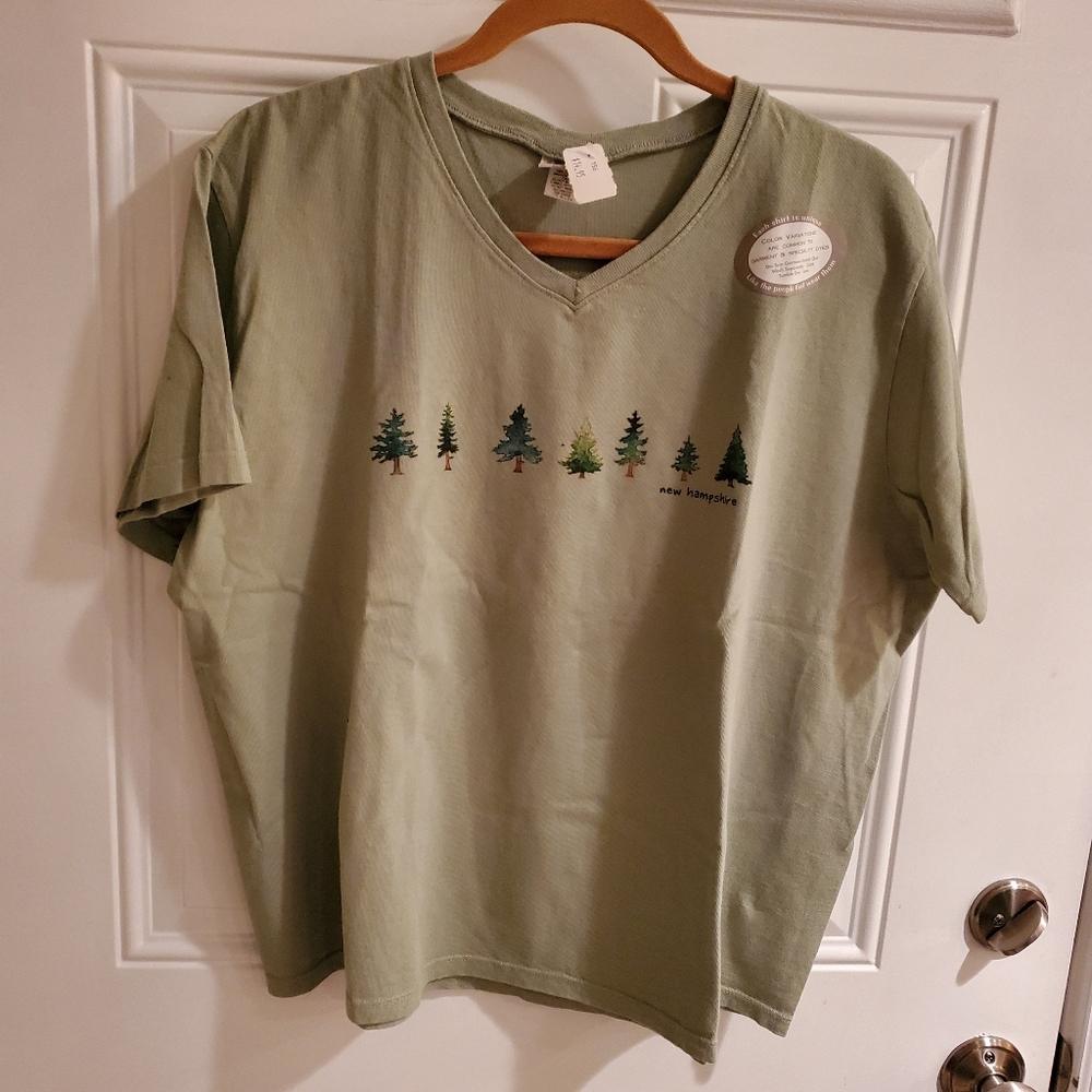 Ladies Tshirt New Hampshire Size L NWT
